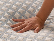 Hand pressing luxury cooling pillow